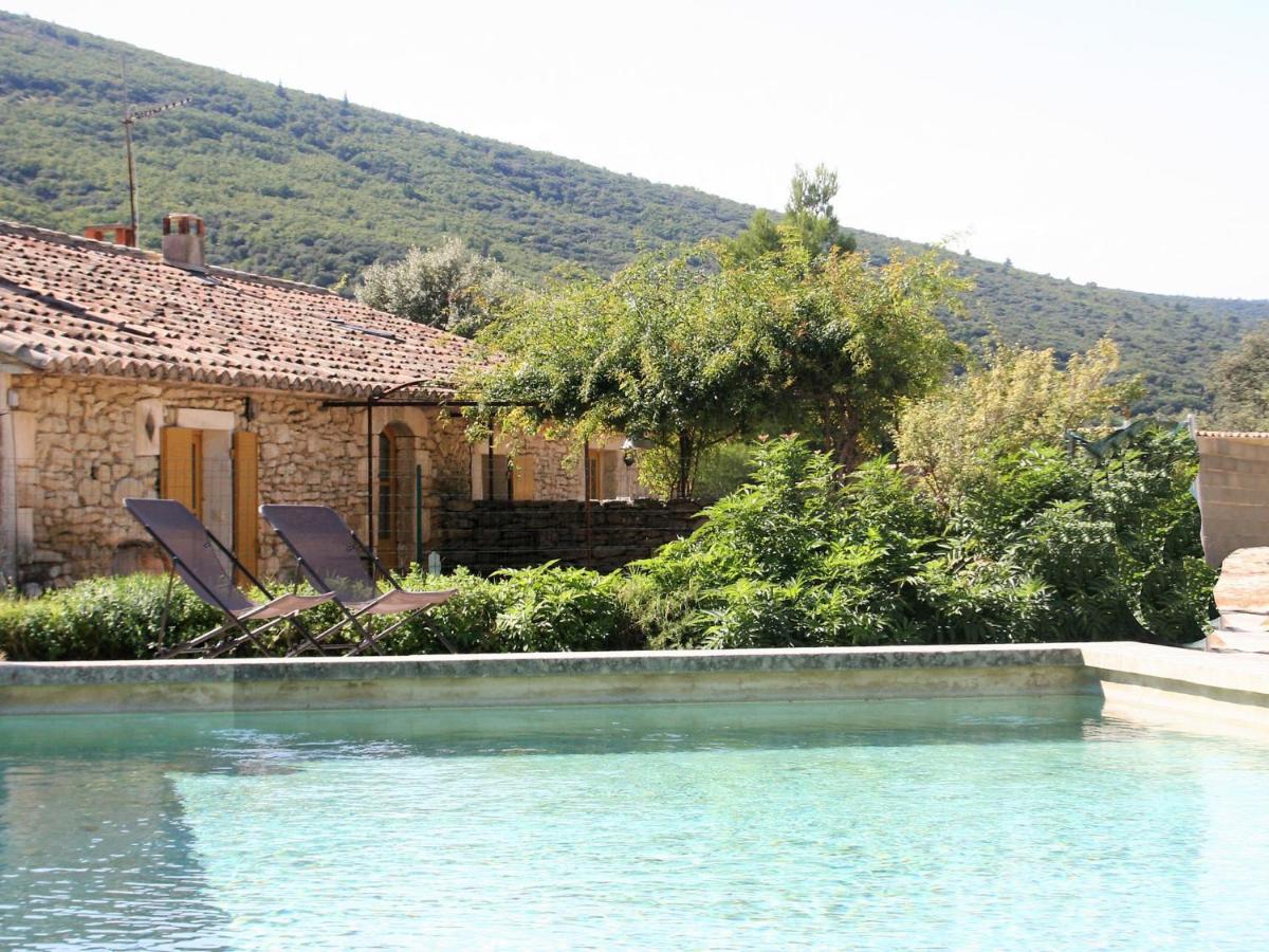 Stylish House With Heated Pool In Lacoste ลาคอสต์ ภายนอก รูปภาพ